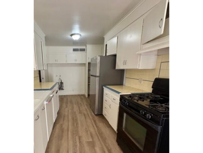 Photo - Old fig charm, lots of room