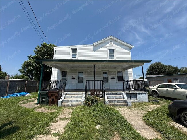 Building Photo - 1835 Hillsdale Ave