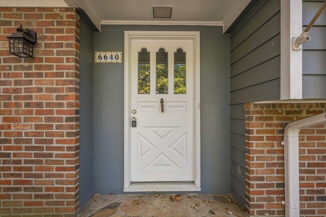 Photo - 6640 Williamson Dr