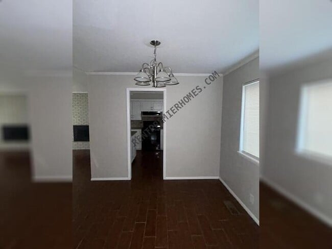 Photo - 5406 E 25th Pl