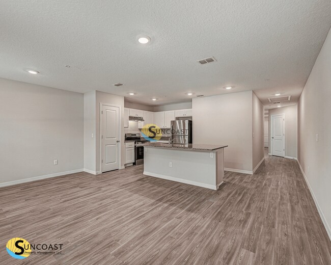 Building Photo - 9596 Hood Rd Rental