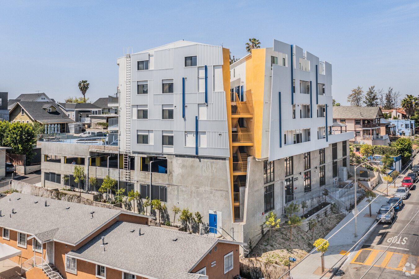 Canyon Apartments - Canyon Apartments