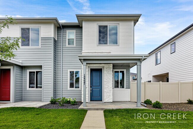 Welcome to your like-new townhome in the h... - Welcome to your like-new townhome in the h...