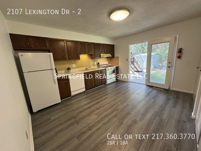 Photo - 2107 Lexington Dr Unit 2
