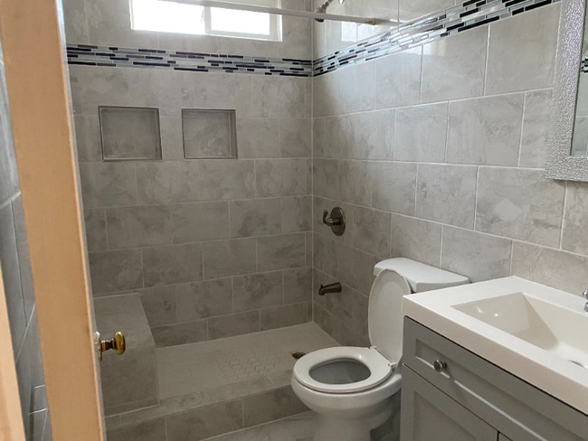 Photo - 864 Stanford Ave Unit B