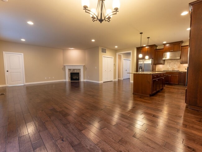 6415 86th Ave W