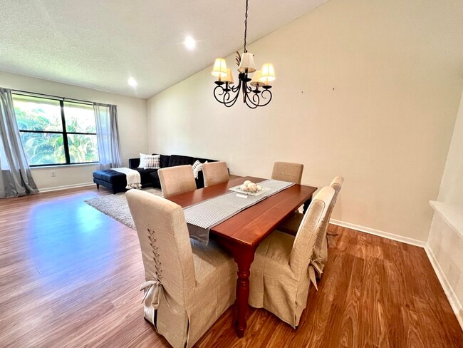 Building Photo - 12999 Odessa Trail Unit 16