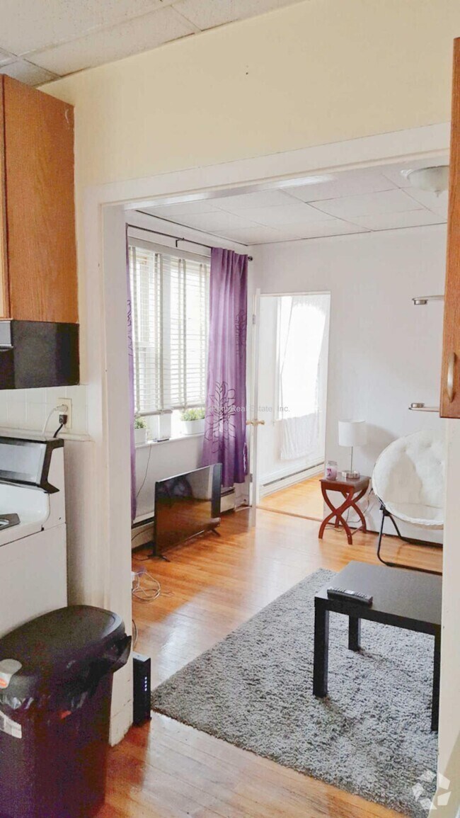 Building Photo - 3 bedroom in Boston MA 02113 Unit 1 Rental