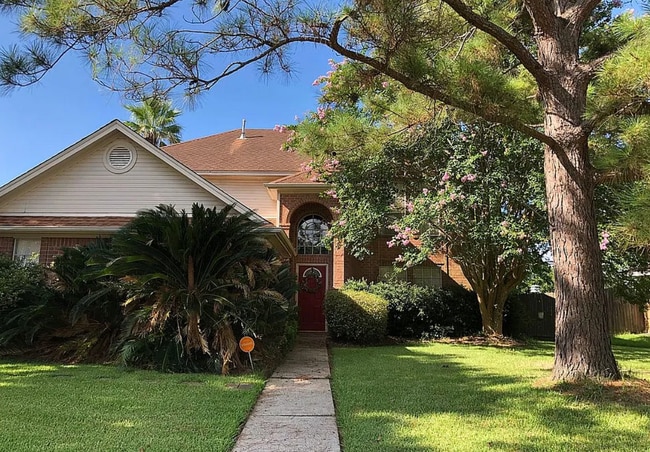 Building Photo - 9540 Northmeadow Dr