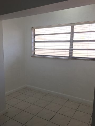 Photo - 6055 W 19th Ave Unidad 218