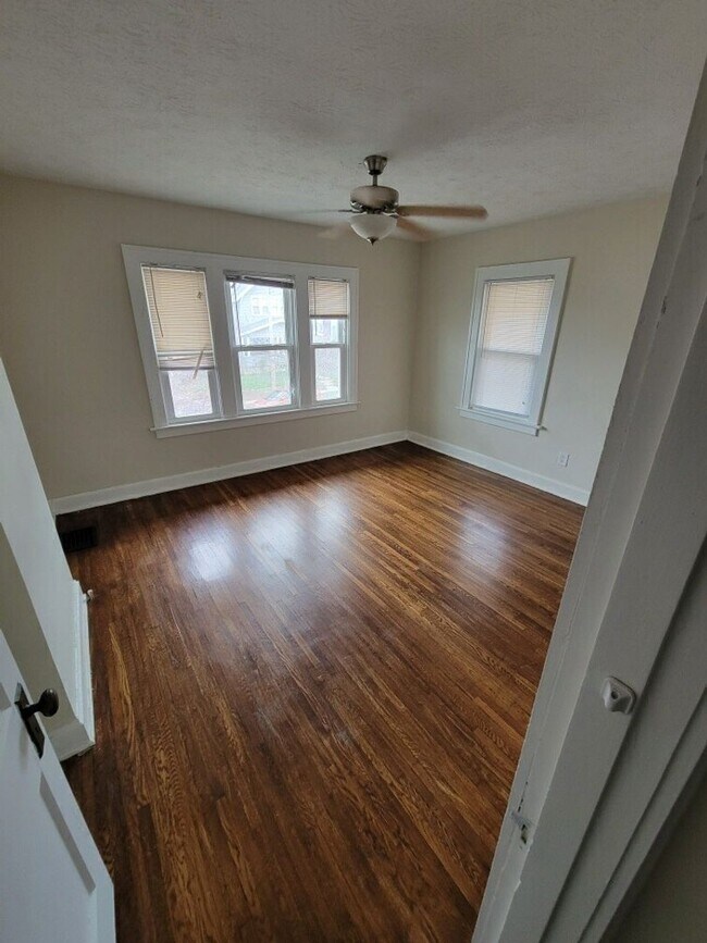 Photo - 29-31 E Kelso Rd Unit 31 E Kelso