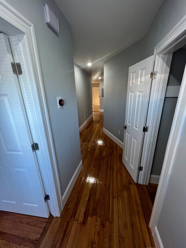 366 Highland Ave., #1, Somerville - 366 Highland Ave Unit 1