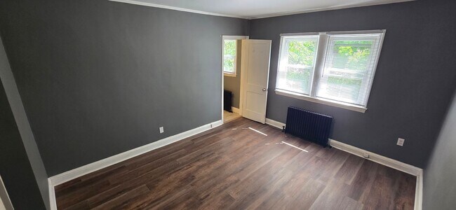 Photo - 2825 Clearview Ave Unit 2
