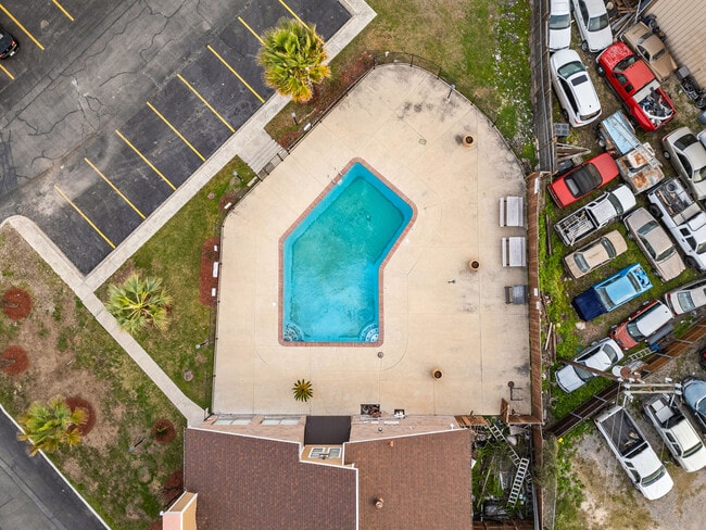 Towne East Village Apartment Homes
