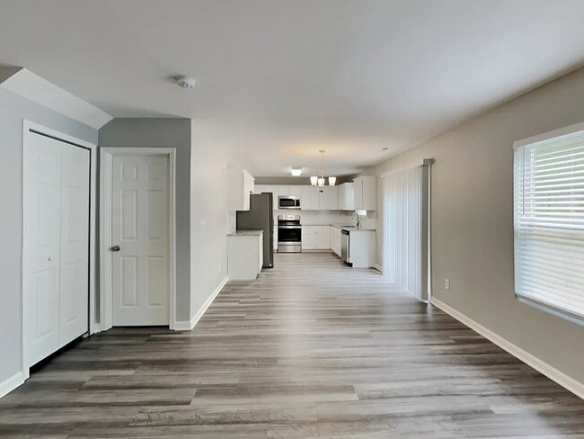 Photo - 2543 Buckleigh Dr
