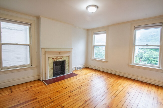 Building Photo - 422 S Trenton Ave Unit 2 Rental