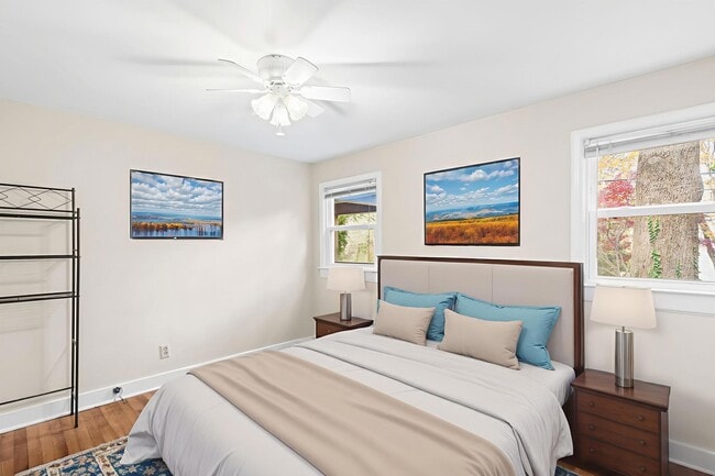 Photo - 3811 Greenleaf St