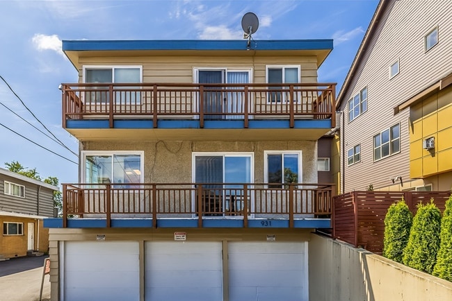 Building Photo - 931 N 85th St Unit 3