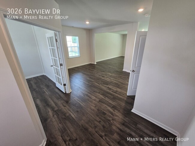 Photo - 3026 Bayview Dr