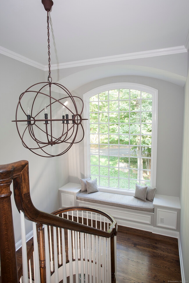 Photo - 38 Berndale Dr