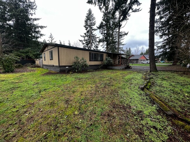 Photo - 8822 Holmquist Rd SE