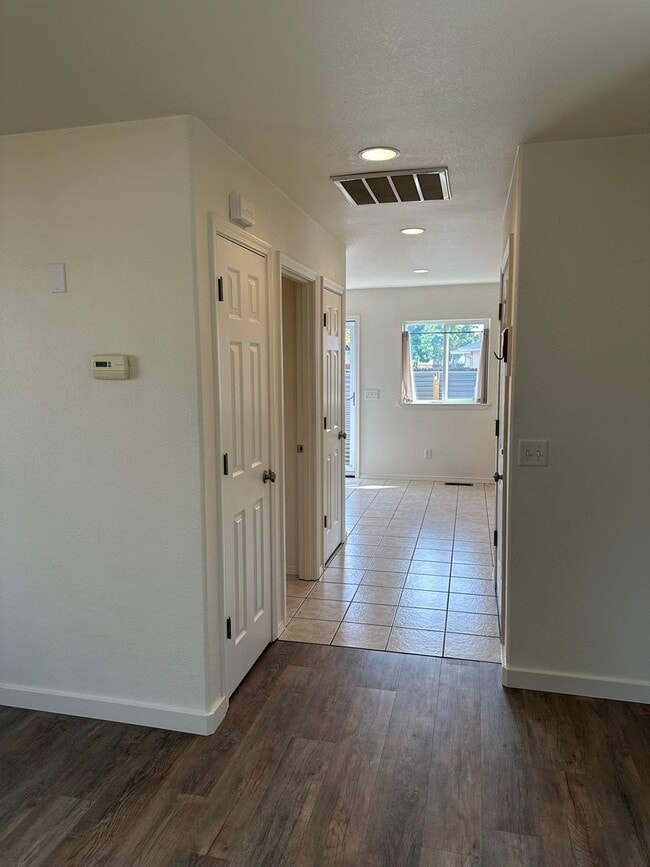 Photo - Charming 1 bedroom 1 bath house in Springfield!