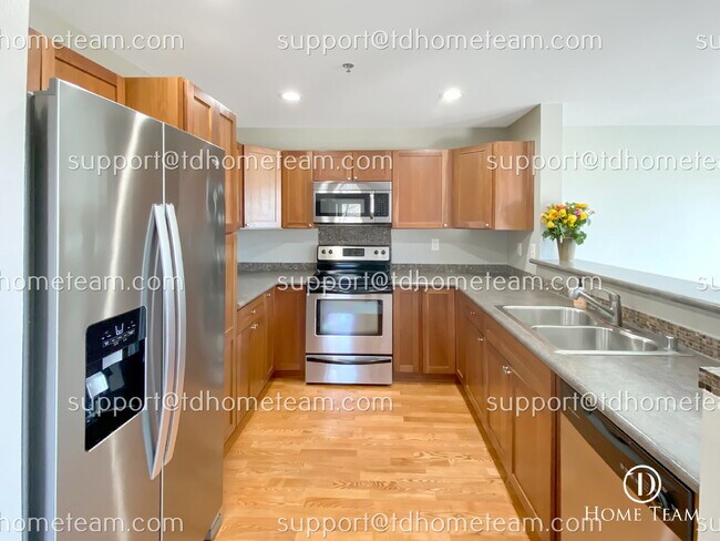 Photo - Luxurious 1-Bedroom Condo with Scenic Views and Modern Amenities in Bellevue, WA! Unit 101