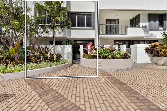 Building Photo - 520 Brickell Key Dr Rental