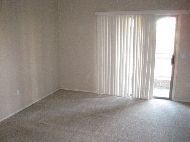 Photo - 2024 S Baldwin