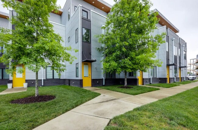 Beautiful Nashville Condo 5 minutes from D... - Beautiful Nashville Condo 5 minutes from D...