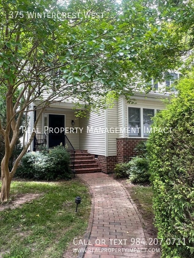 Photo - 375 Wintercrest West-