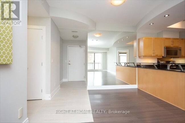 Photo - 95 Bronson Ave Unit 1204