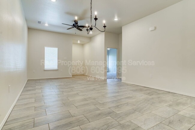 Photo - 2623 136th St