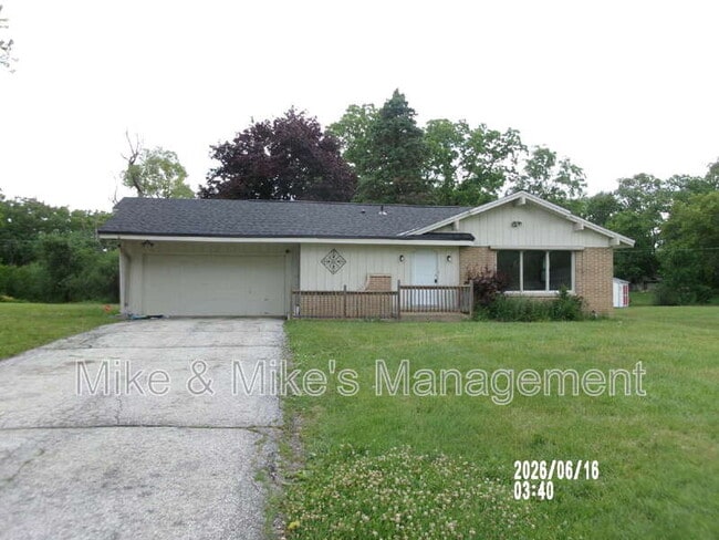 Photo - 18620 Midland Pl
