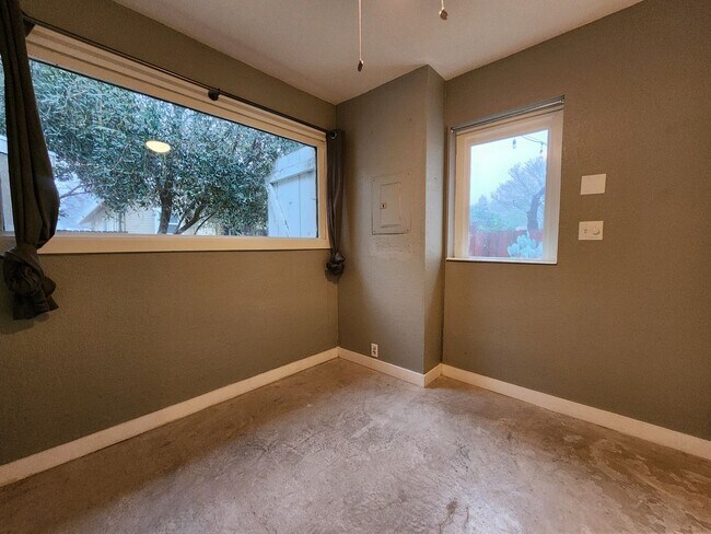 Photo - 112 10th St Unidad #B