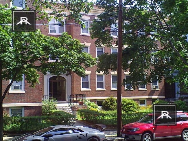 Photo - 2 bedroom in Brookline MA 02446 Unidad 5
