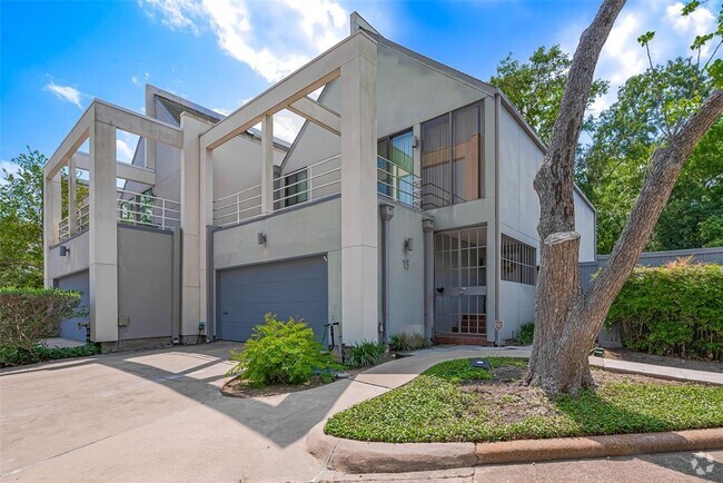 Building Photo - 15 Boulevard Green Rental