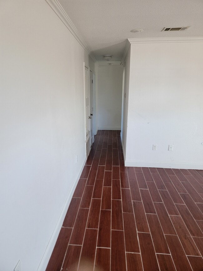 Photo - 1802 Jo Ann Pl