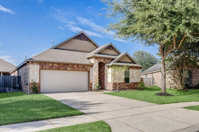 26306 Julia Manor Dr