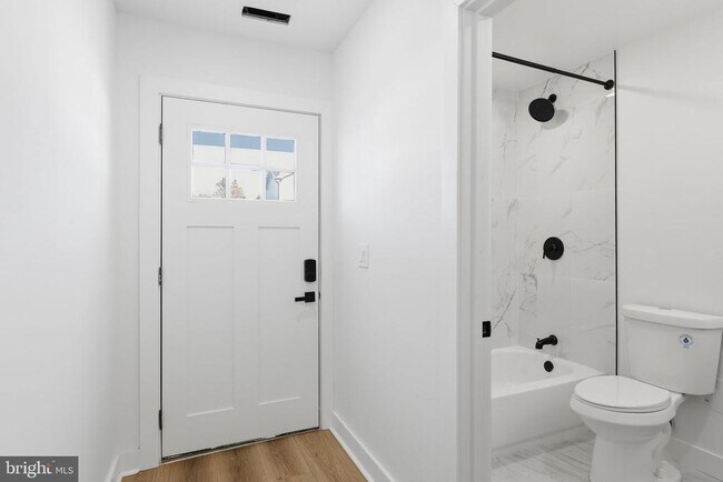 Photo - 29 Rocky Pool Ln