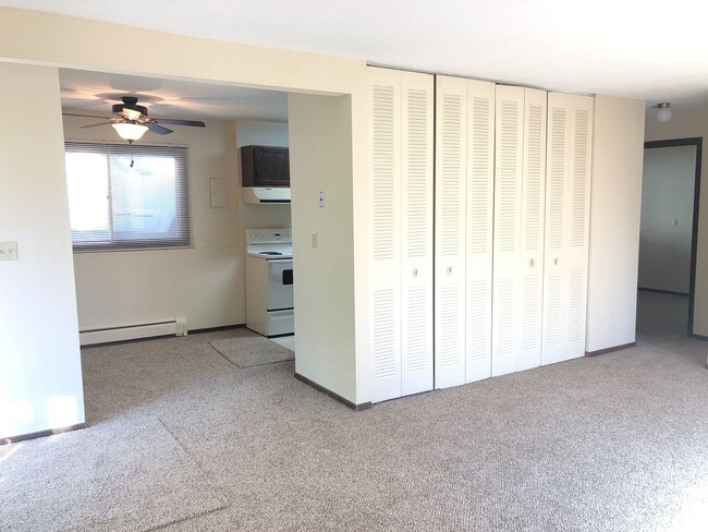 Photo - 2014 Greysolon Rd Unit Lower