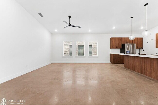 Photo - 4529 22nd Pl