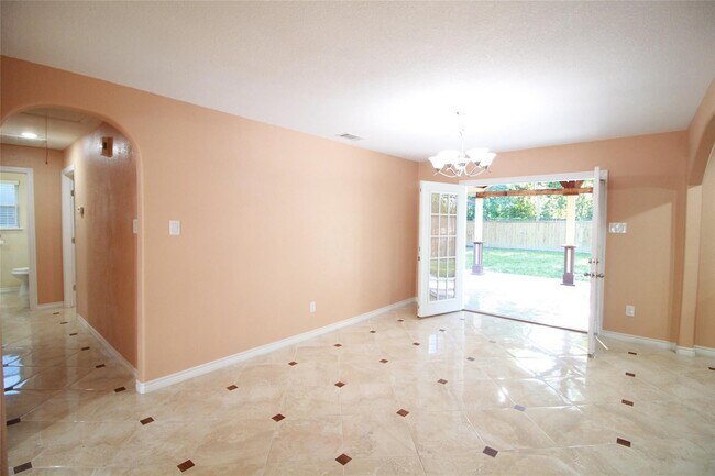 Building Photo - 4523 Donalbain Dr Rental