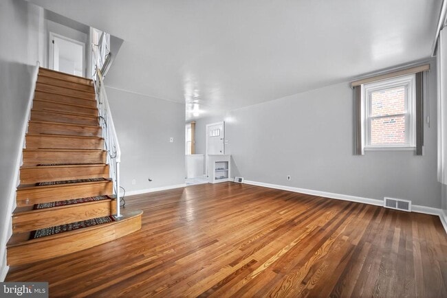 Photo - 9050 Convent Ave