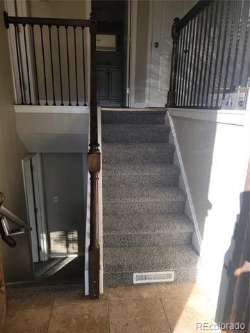 Building Photo - 1004 S Arbutus St Unit 13298