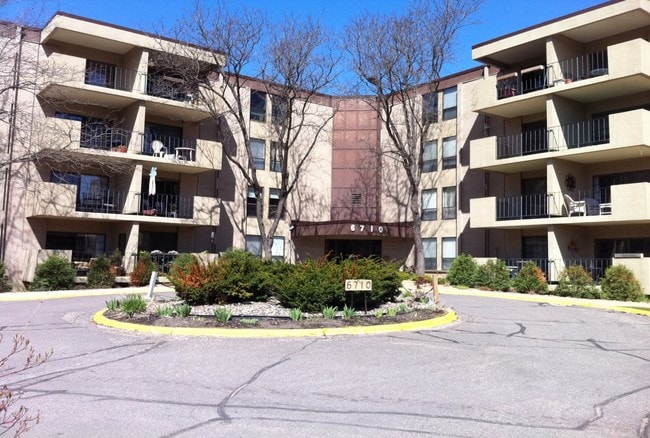 Photo - 6650-6730 Vernon Ave S