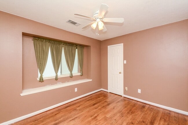 Photo - 19715 Lindenfield Ct