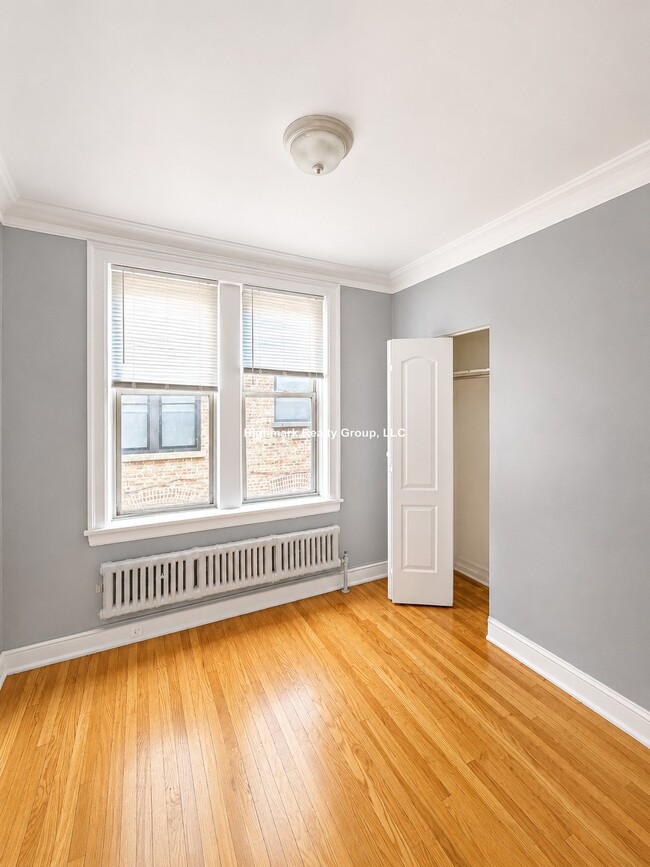 Photo - 1365 W Estes Ave Unit 1O