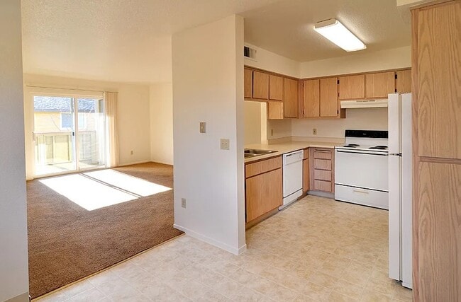 Photo - Boulder Creek Apartments