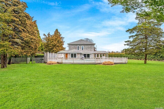 Photo - 13 Quogo Neck Ln